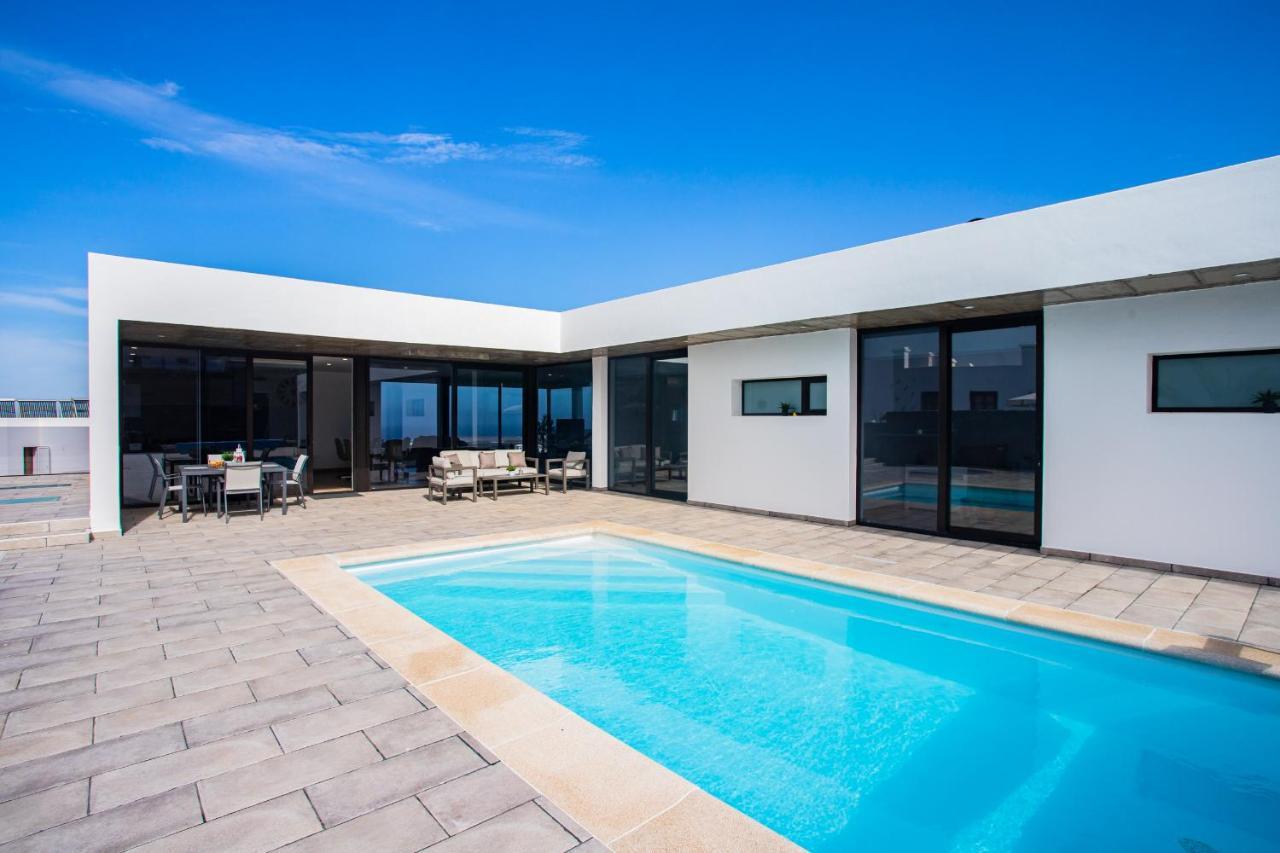 Eslanzarote Eco Villa Tony, Heated Pool, Jacuzzi, Sat Tv, Super Wifi La Costa Exterior photo